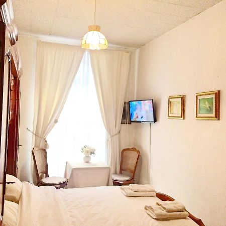 Nice Center Studio Guesthouse ภายนอก รูปภาพ